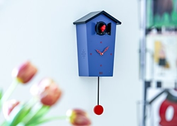 KOOKOO Birdhouse Limited Edition Blau Wanduhr mit 12 natürlichen Vogelstimmen aus der Natur oder Kuckucksuhr Moderne Design Singvogel Uhr mit Pendel - 4