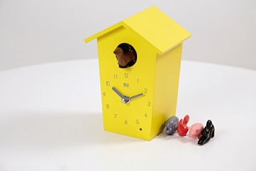 KOOKOO AnimalHouse Gelb Kuckucksuhr Wanduhr mit 5 Bauernhoftieren Aufnahmen aus der Natur Moderne witzige Design Uhr - 3