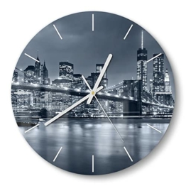 DEQORI Glasuhr | rund Ø 30 cm | Motiv Vollmond über New York | ausgefallene leise Design Uhr aus Glas | Wanduhr für Wohnzimmer & Küche | Moderne Hingucker Uhr für die Wand - 1