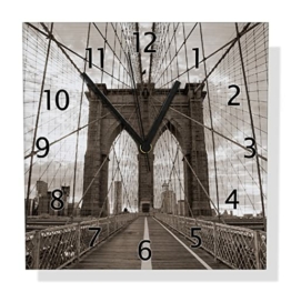 Wallario Design Wanduhr Brooklyn Bridge in New York aus Aluverbund, Alu-Uhr Größe 30 x 30 cm, Schwarze Zeiger mit Metalloptik - 1