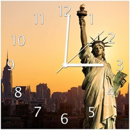Wallario Design-Wanduhr Freiheitsstatue New York aus Glas, Motiv-Uhr Größe 30 x 30 cm, weiße Zeiger - 1